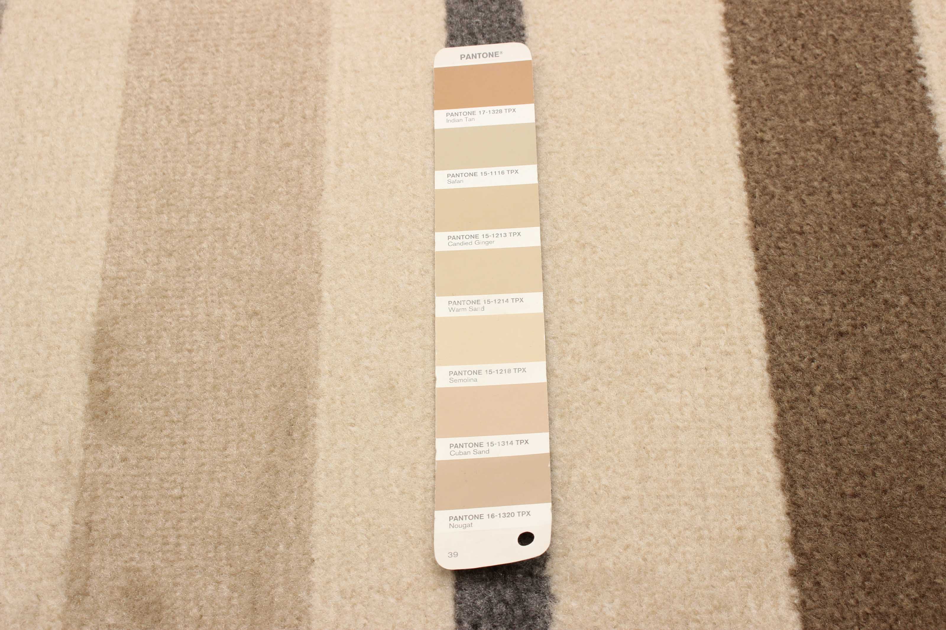 Hilfiger Beige