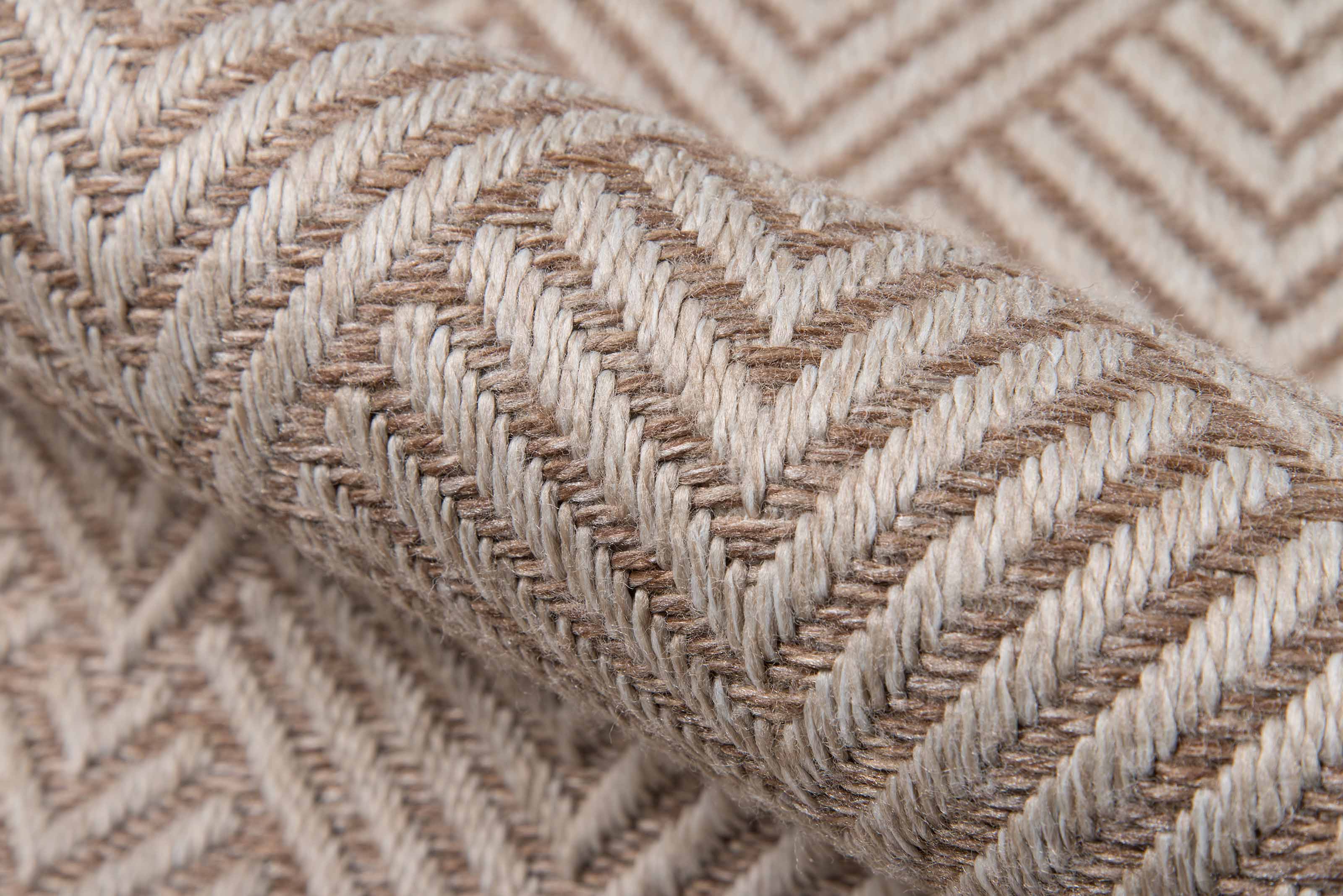 Laura Beige