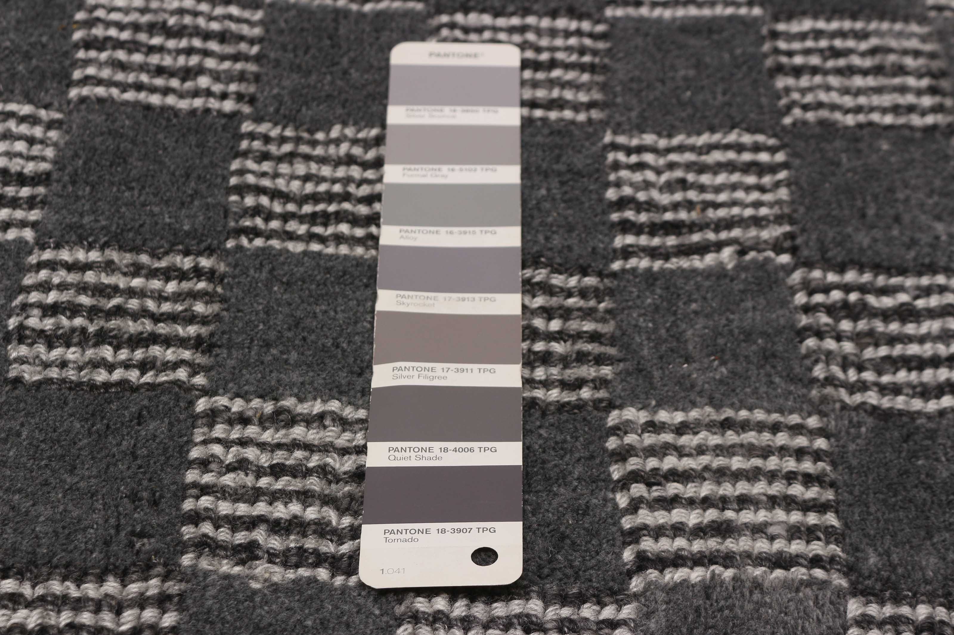 Tarian Dark Grey