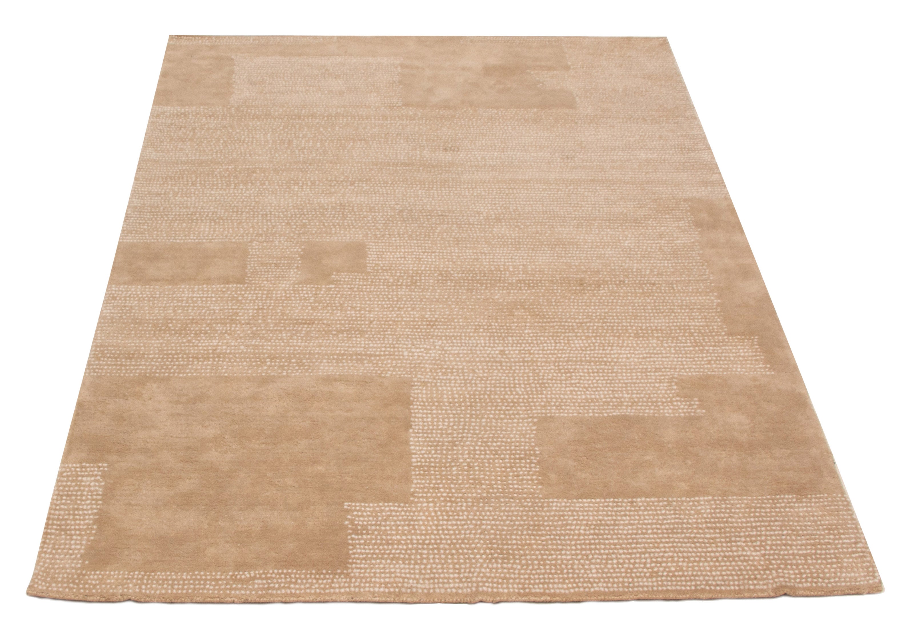 Della Beige