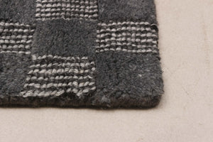 Tarian Dark Grey