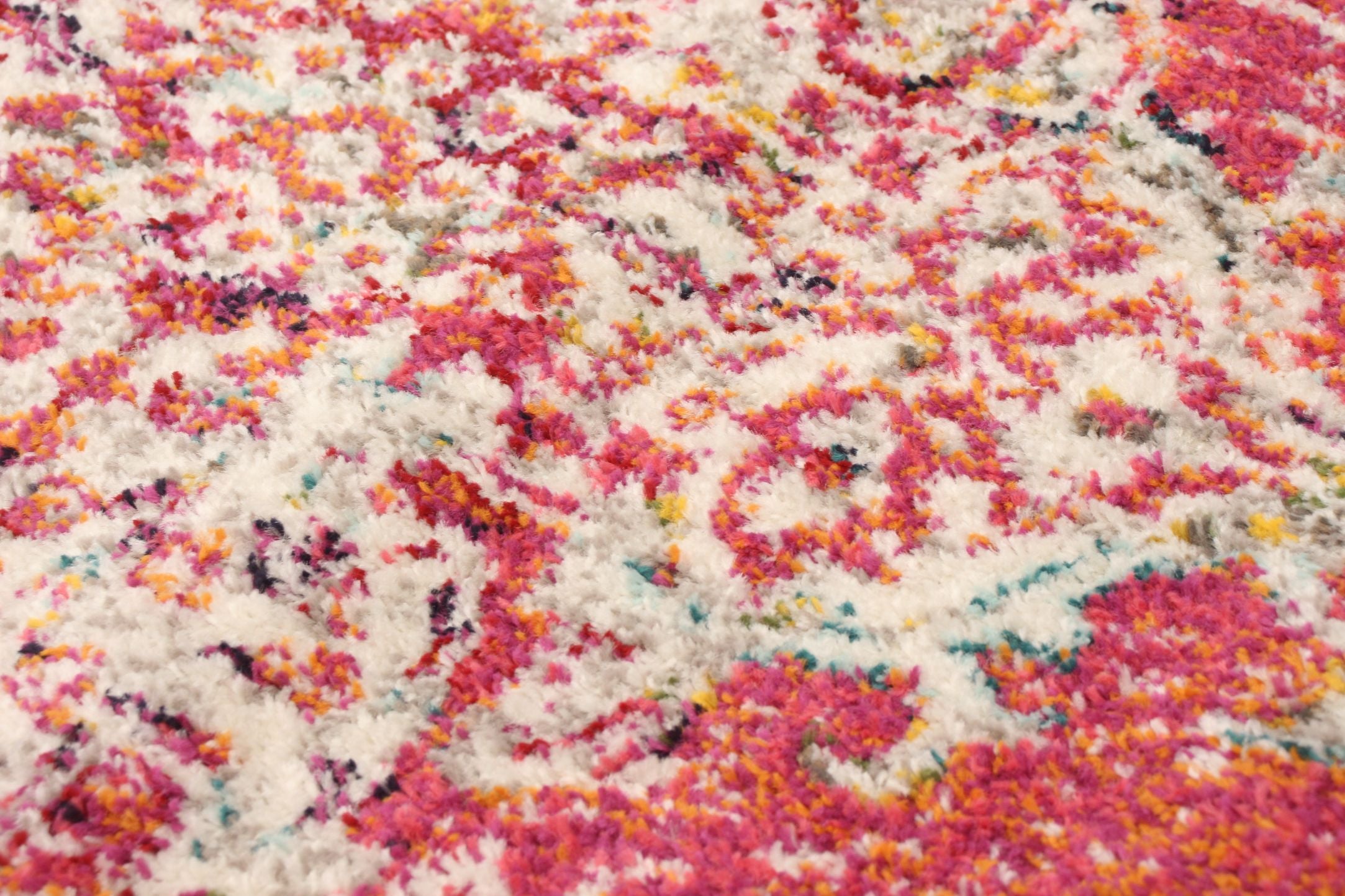 Rainbow Vintage Ivory/Pink