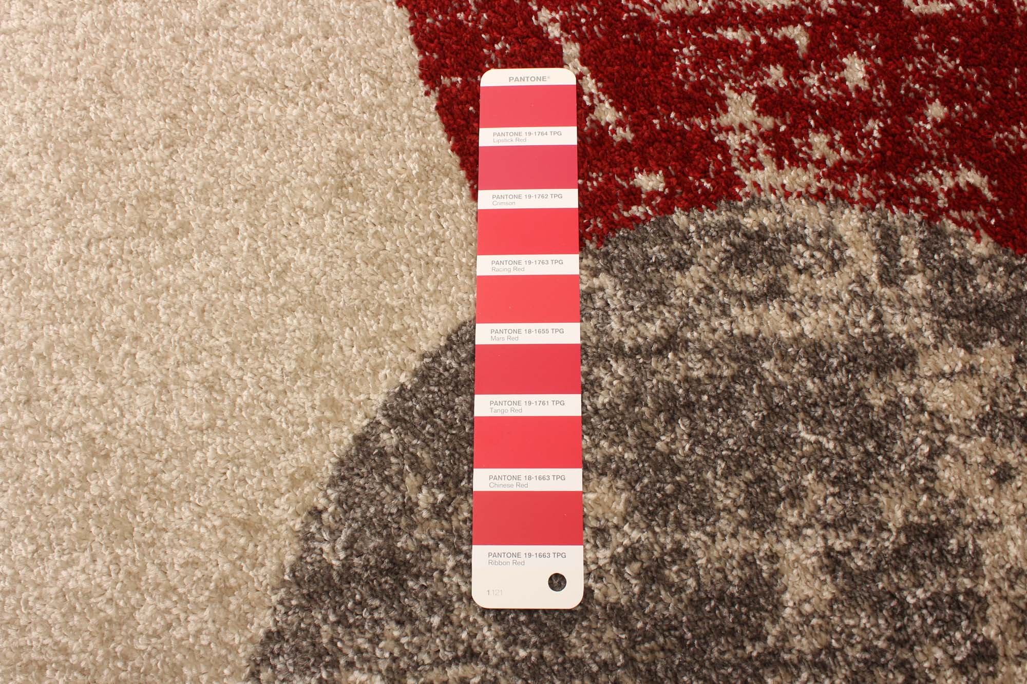 Bellagio Ivory/Red