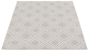 Macy Geod  Grey/White