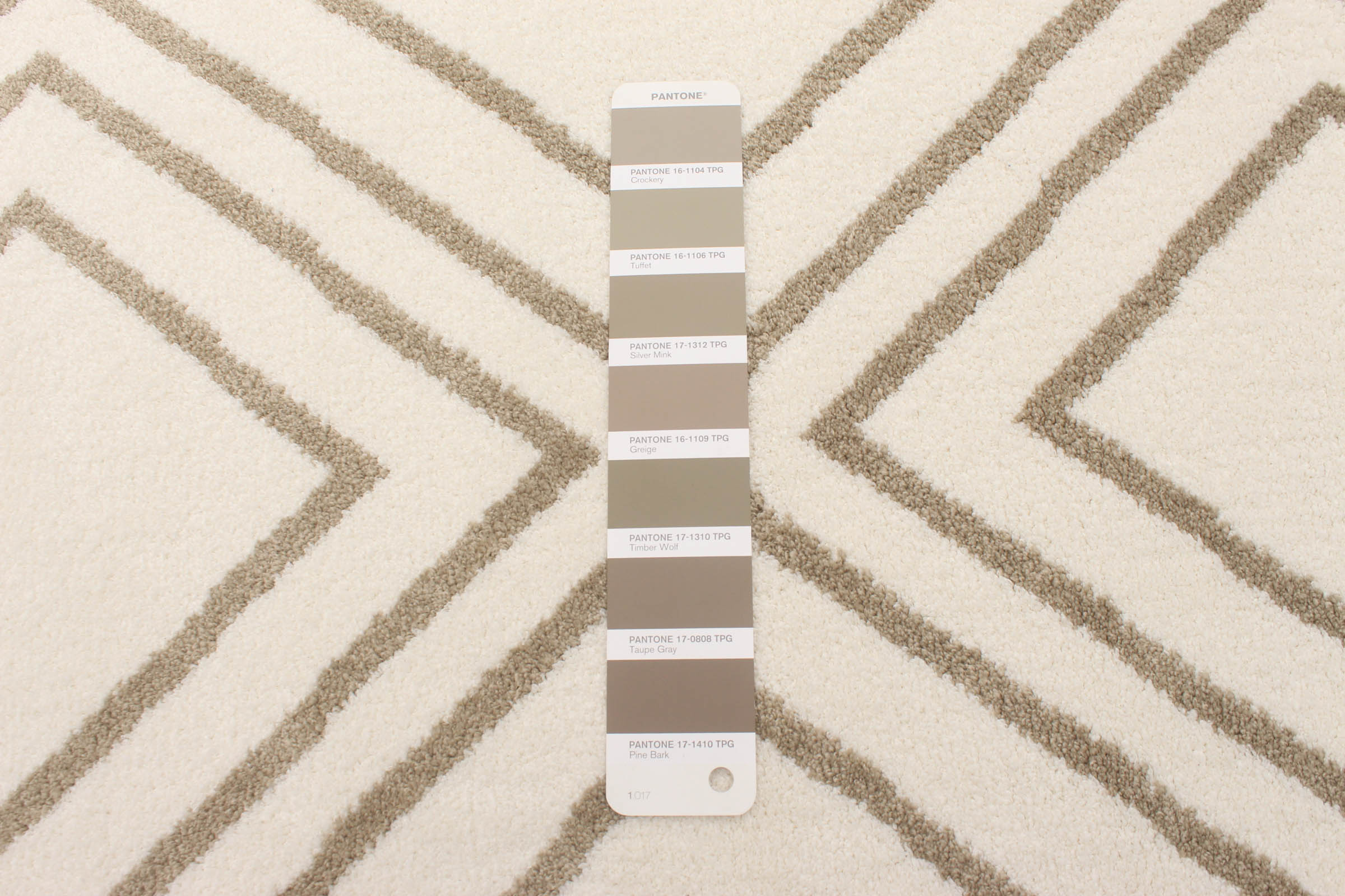 Macy Geod  White/Tan