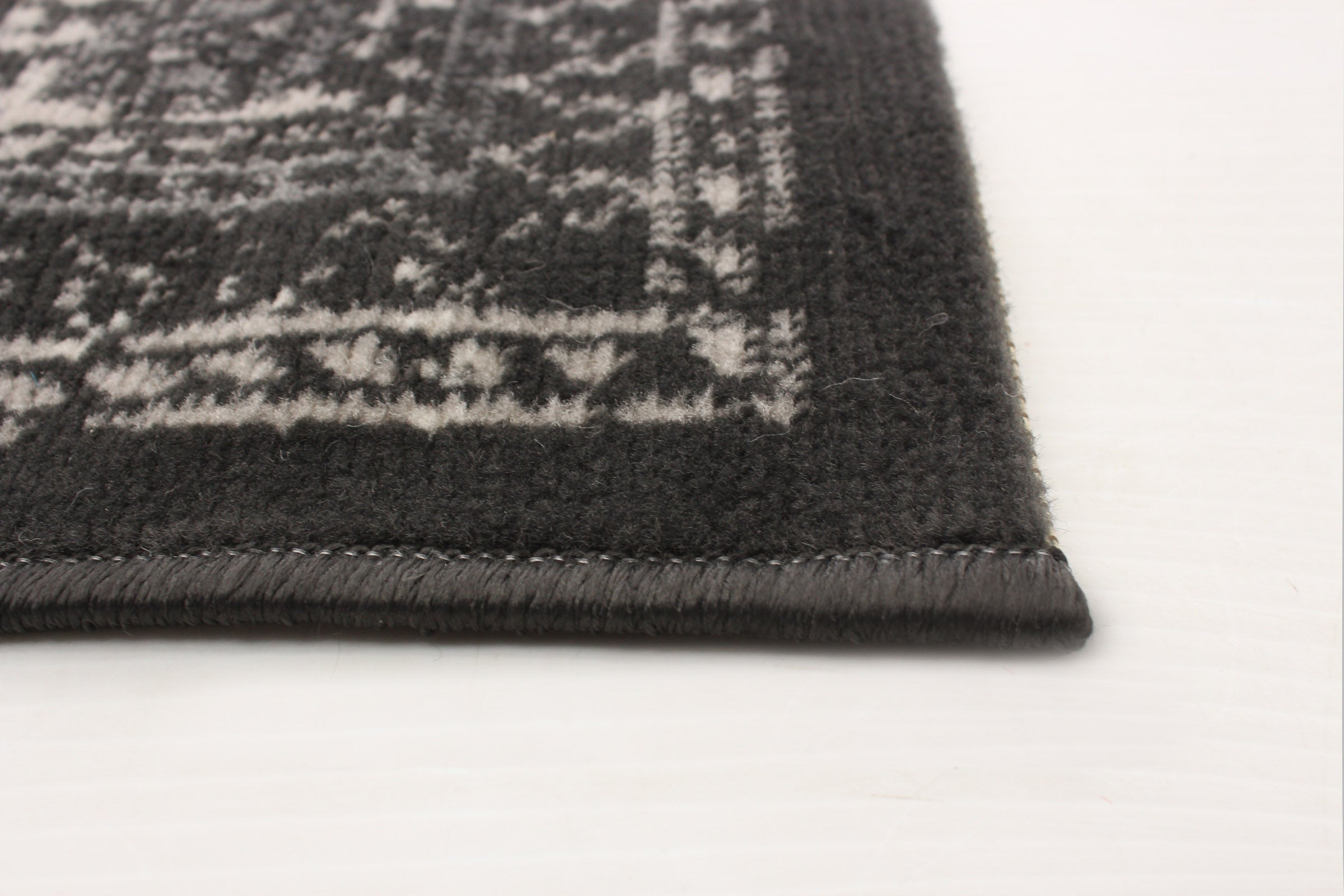 Wilby Charcoal