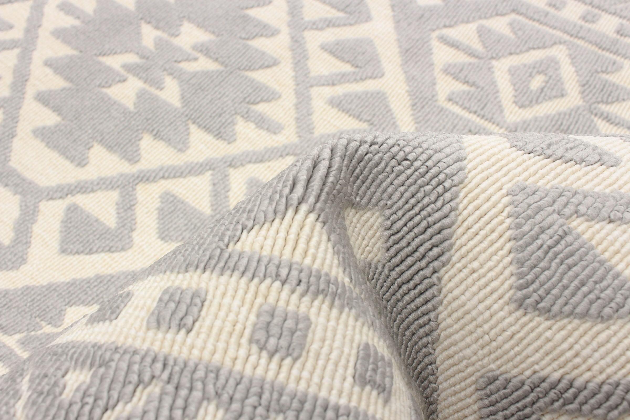 Aaya Light Grey