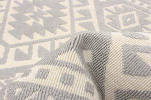 Aaya Light Grey