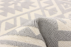 Aaya Light Grey