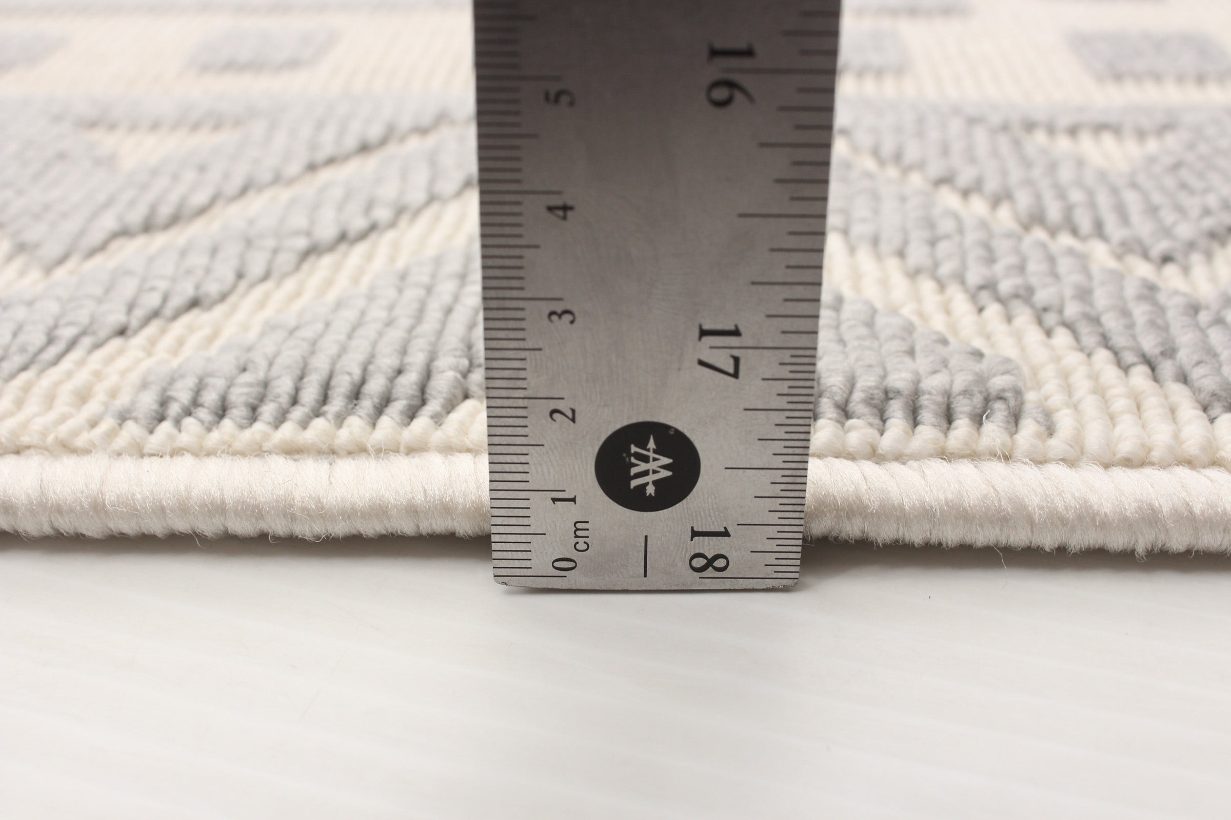 Aaya Light Grey