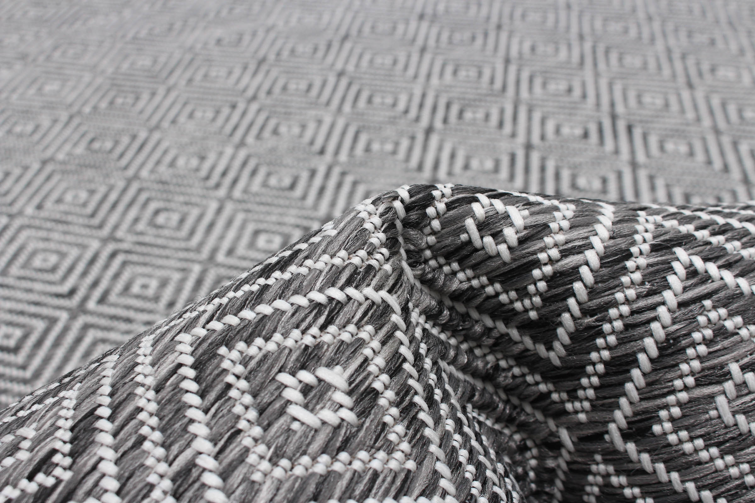 Veranda Diamond Grey