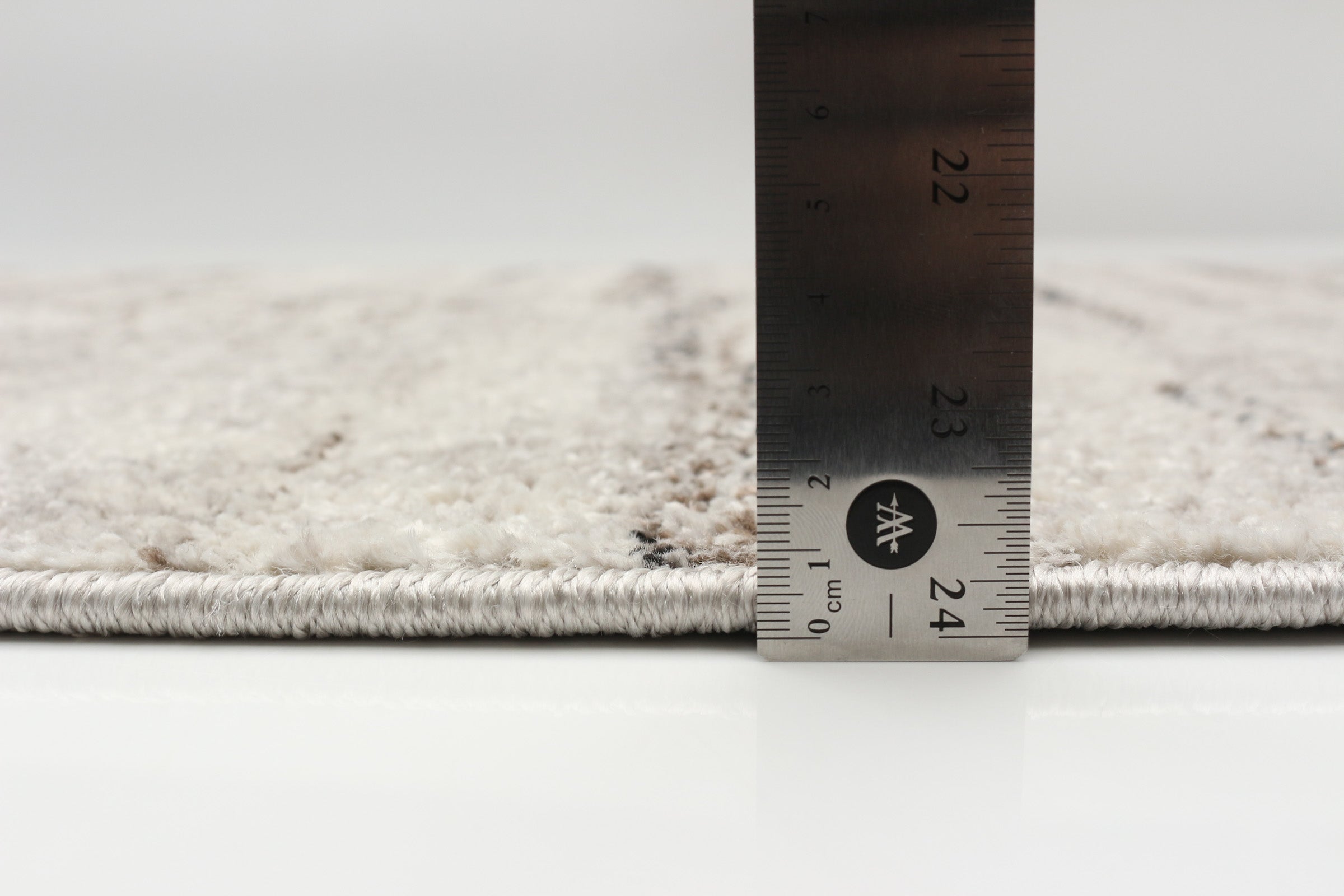 Kybella Aztec Ivory/Grey