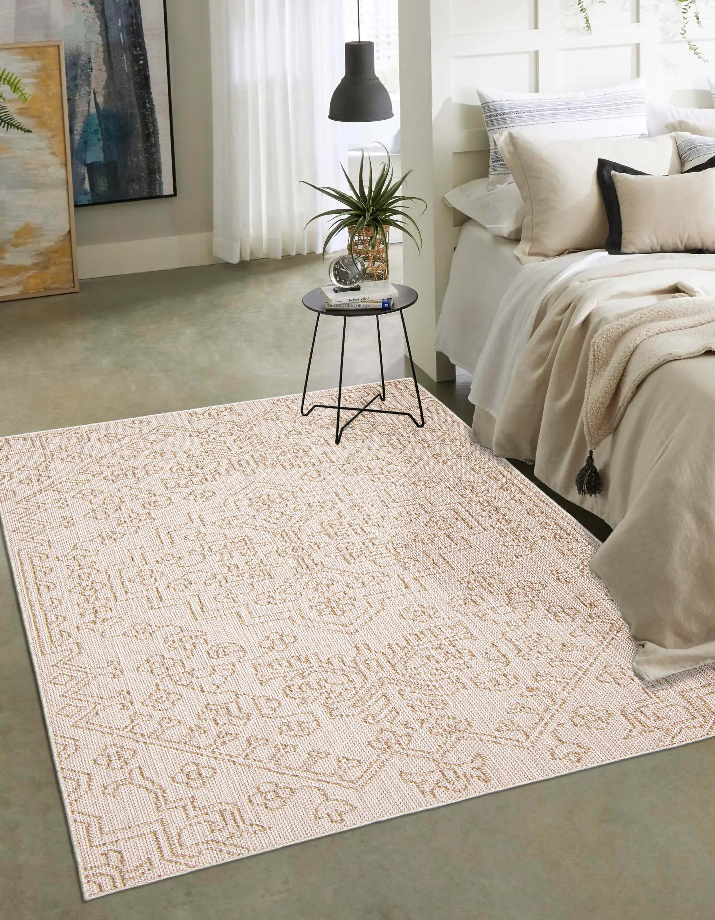 Umbra Taupe